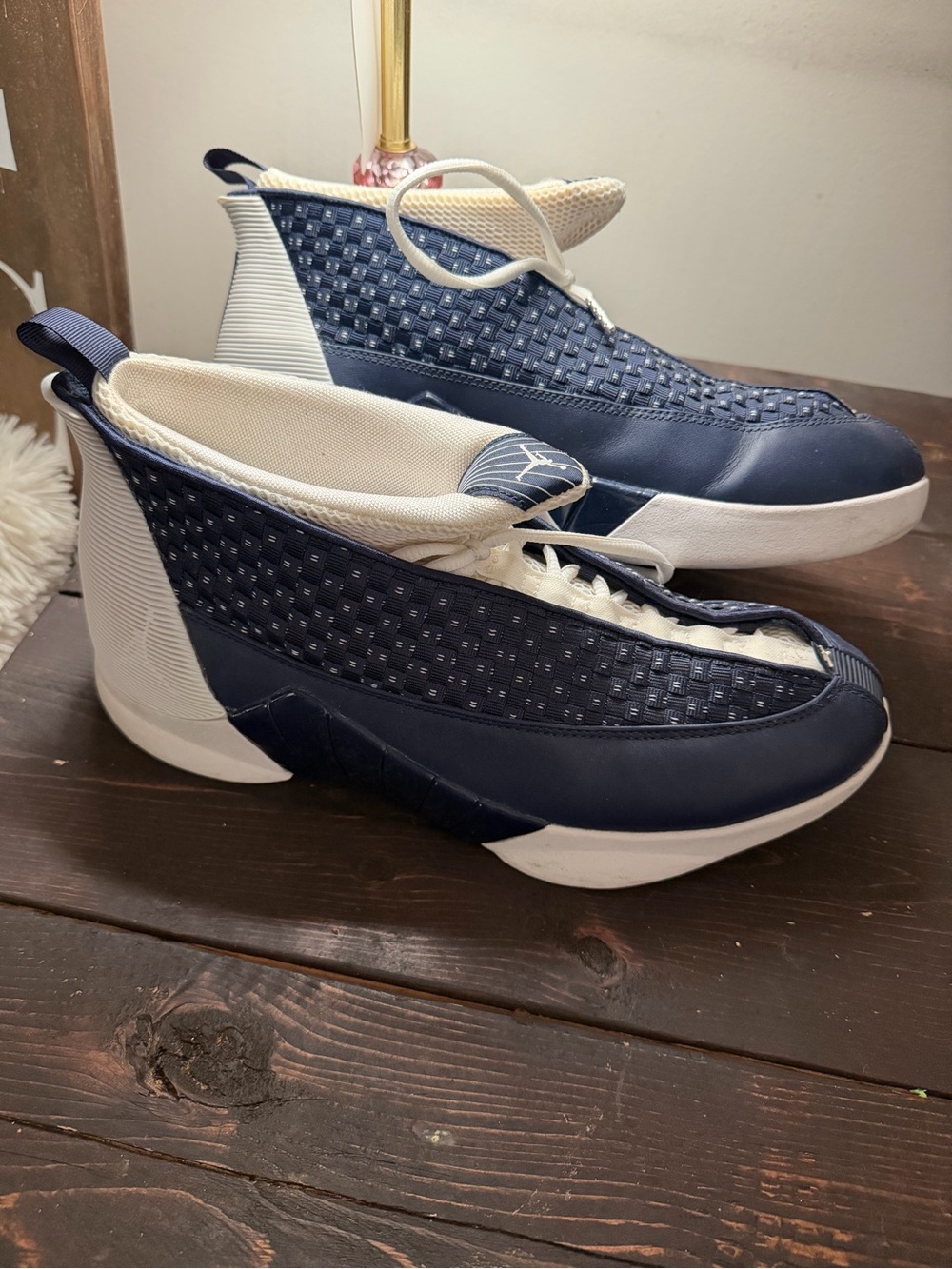 AUTHENTIC Air by Jordan 15 retro 2017